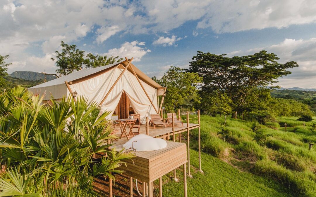 Descubra o que é glamping: uma tendência mundial