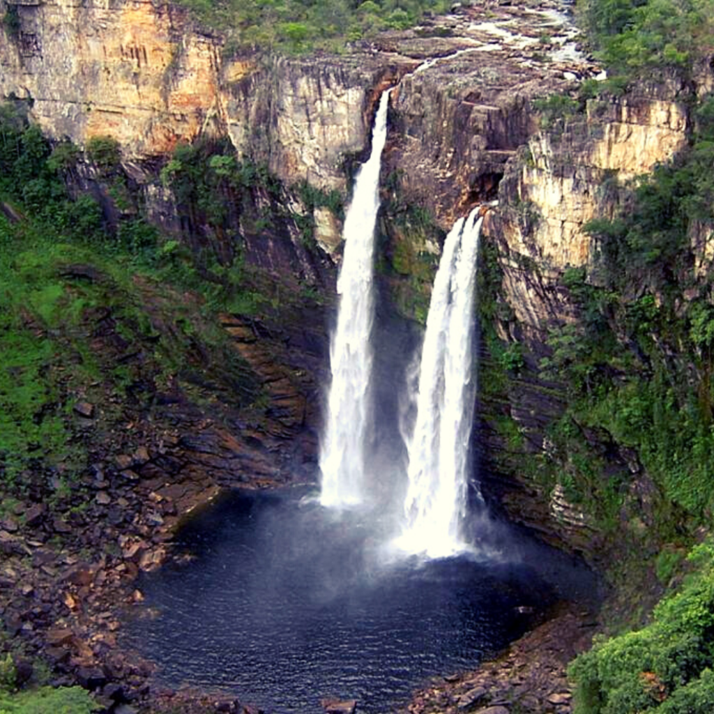Melhores cachoeiras na chapada dos veadeiros - Saltos do Rio Preto