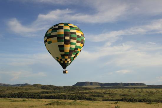 Descubra o voo de balão na Chapada dos Veadeiros