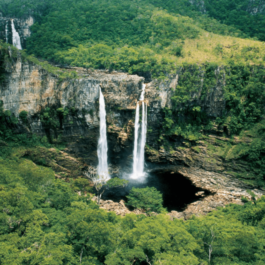 chapada dos veadeiros onde fica